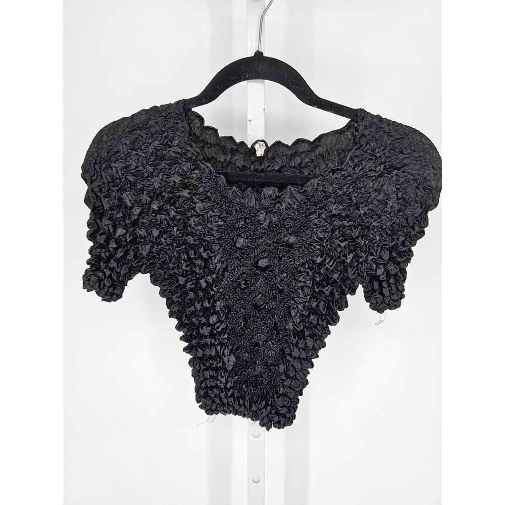 Vintage Y2K FC womens One Size Popcorn Short Stretchy Black Short Sleeve